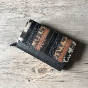 🧡 4/$15 Black Animal Print Wallet